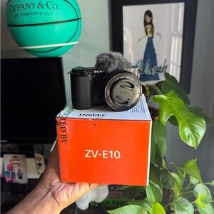 Sony ZV-E10 Black Camera